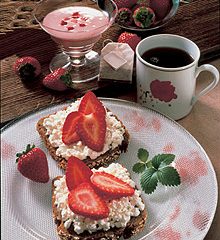 Wellness-Brote-Erdbeeren.jpg